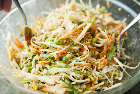 Salad củ đậu thanh mát cho ngày hè oi ả - Ảnh 4 Salad cu dau thanh mat cho ngay he oi a - Anh 4