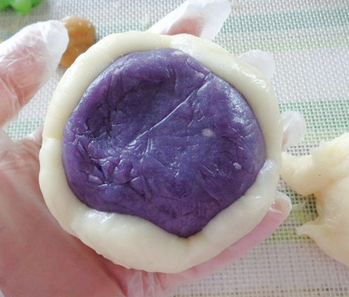 Cách làm bánh Trung thu dẻo nhân khoai lang tím ảnh 5 Bánh Trung thu dẻo nhân khoai lang tím - 5