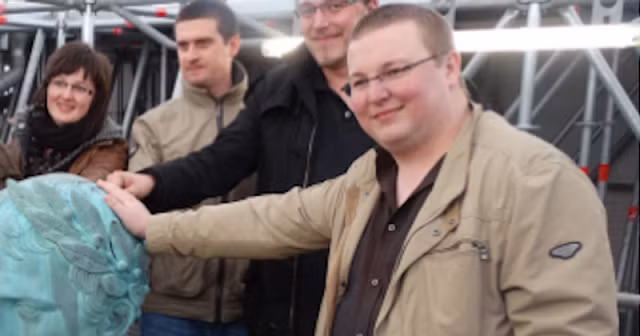  Julian La Bras (phải) - Giám đốc điều hành công ty xây dựng Le Bras Frere