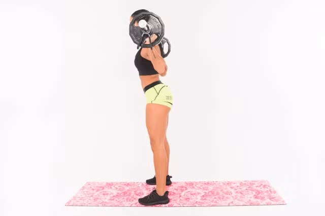 5 bài tập với tạ giúp tăng chiều cao