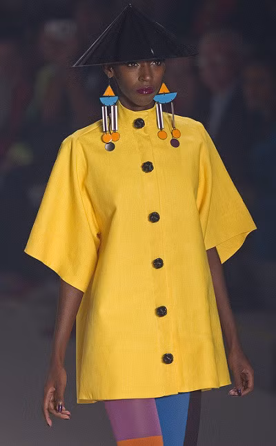 Non quai thao, man Viet xuat hien tren san dien thoi trang quoc te - Anh 14