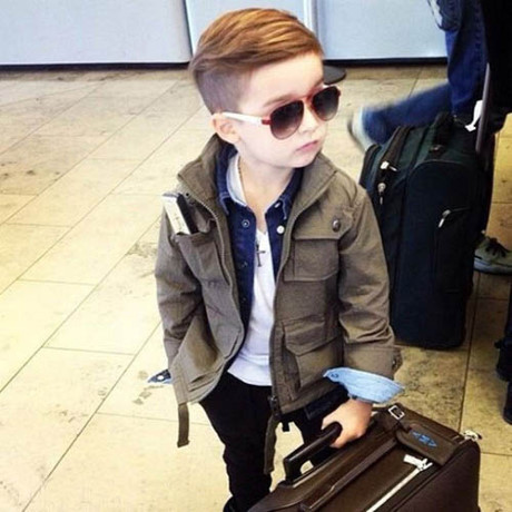 Mẹ phải cập nhật ngay các kiểu tóc mới lạ cho bé trai hợp Me phai cap nhat ngay cac kieu toc moi la cho be trai hop