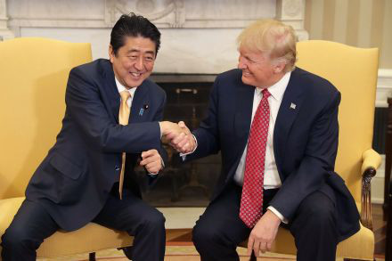 Lý do Tổng thống Trump xoay trục sang châu Á đầy quyết đoán - Ảnh 2 Ly do Tong thong Trump xoay truc sang chau A day quyet doan - Anh 2