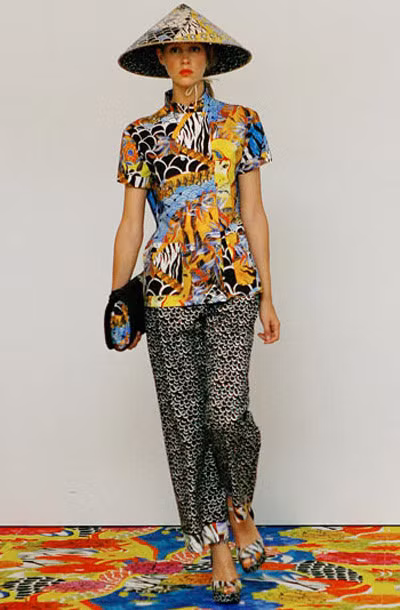 Non quai thao, man Viet xuat hien tren san dien thoi trang quoc te - Anh 23