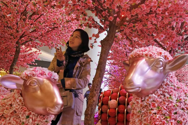 Không khí Tết Nguyên Đán trên thế giới