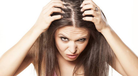 Rụng tóc nhiều là dấu hiệu của bệnh ung thư? - Ảnh 2 Rung toc nhieu la dau hieu cua benh ung thu? - Anh 2