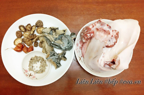 Giò xào giòn sần sật cho bữa cơm ngày Tết thêm ngon - Ảnh 1 Gio xao gion san sat cho bua com ngay Tet them ngon - Anh 1