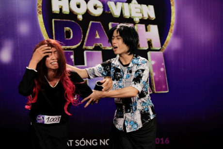 Hồng Đào, Lý Hải chung tay đào tạo diễn viên hài kịch - Ảnh 6 Hong Dao, Ly Hai chung tay dao tao dien vien hai kich - Anh 6