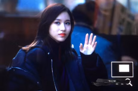 Dan sao Kpop mac ao day nhu gau, lanh run khi den dai KBS - Anh 11