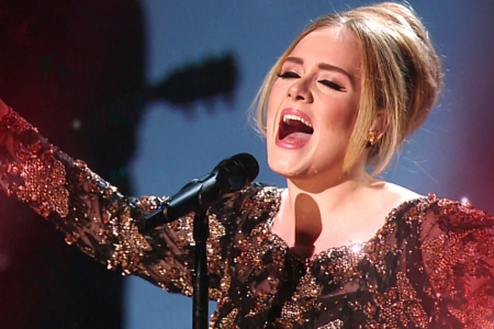 "Họa mi "Adele có album bán chạy nhất năm 2016