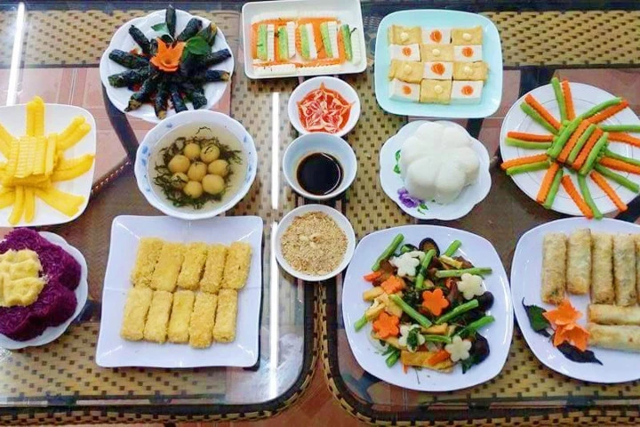 Vì sao cúng Rằm tháng 7 mọi nhà nên làm cỗ chay thay vì làm cỗ mặn?