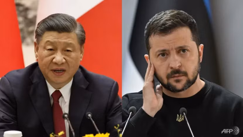  Chủ tịch Trung Quốc Tập Cận Bình đã có cuộc điện đàm với Tổng thống Ukraine Zelensky. (Ảnh: AFP)