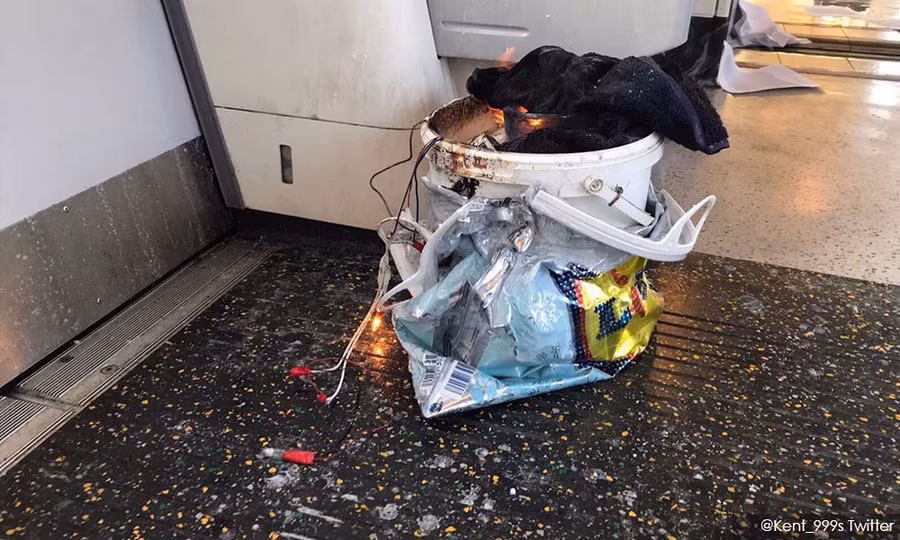 Hình ảnh được lưu truyền trên mạng được cho là chụp tại nơi xảy ra vụ nổ