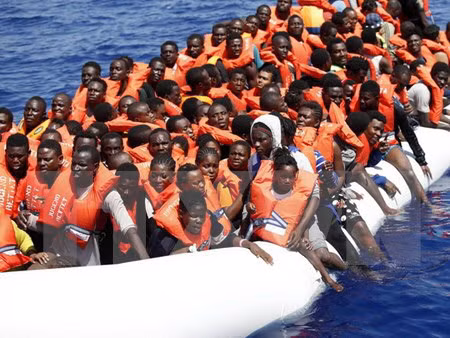 EU phat hanh the thanh toan dien tu cho nguoi di cu o Tho Nhi Ky - Anh 1