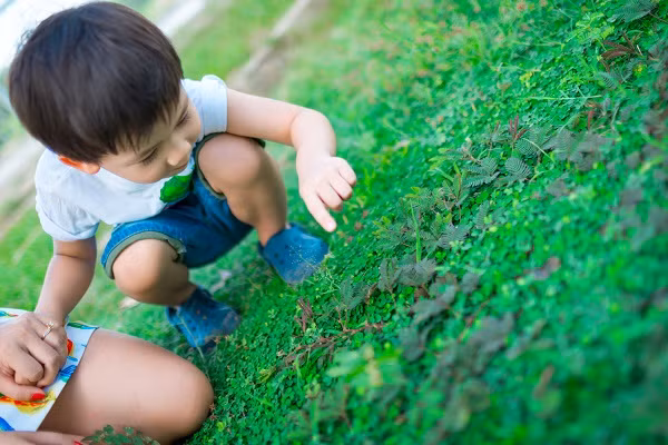 Ngộ nghĩnh khi con chơi trò chơi kích thích giác quan ảnh 3