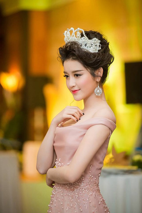 Huyền My ngày càng đẹp.