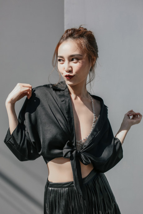 Diễn viên Lan Ngọc khoe street style trẻ trung - Ảnh 15 Dien vien Lan Ngoc khoe street style tre trung - Anh 15