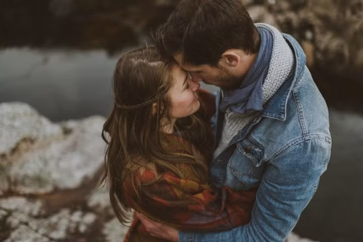 Là con gái, hãy biết lúc nào cần mạnh mẽ và khi nào cần yếu đuối...