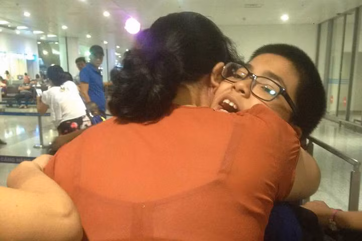 Quả bí từ Singapore tặng mẹ chữa ung thư và lòng hiếu thảo