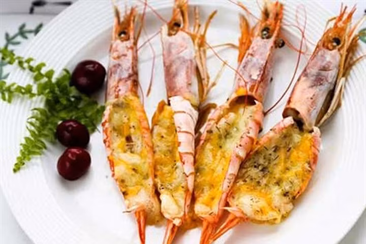 Tôm nướng phô mai - Món ngon hấp dẫn cho ngày đầu tuần