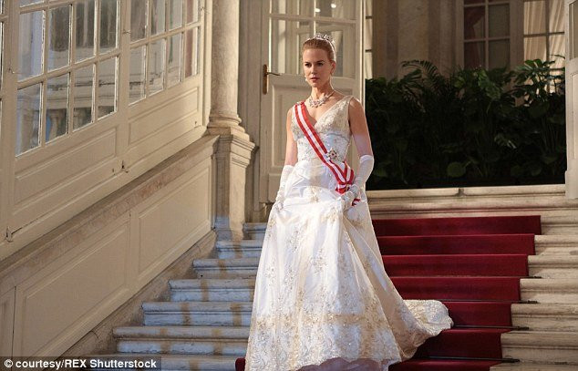 Nicole Kidman được đề cử cho giải thưởng Hội Diễn Viên Điện Ảnh Mỹ cho vai công nương Grace trong bộ phim truyền hình năm 2014 Grace Of Monaco