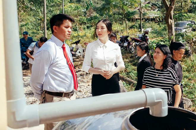 Lý Nhã Kỳ xây trường mầm non cho trẻ em miền núi