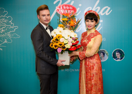 Kyo York lần đầu tiết lộ chuyện bố mẹ ly dị - Ảnh 10 Kyo York lan dau tiet lo chuyen bo me ly di - Anh 10