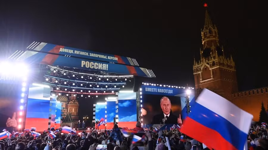 Tổng thống Putin phát biểu trước hàng nghìn người ở Moscow.