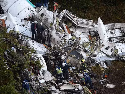 Vu roi may bay Colombia khien 71 nguoi chet hoan toan do loi chu quan - Anh 1