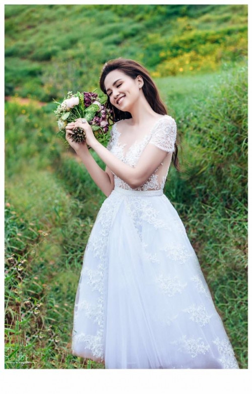 Hoa hậu Diễm Hương tung ảnh cưới đẹp ngọt ngào như cổ tích - Ảnh 7