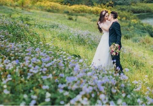 Hoa hậu Diễm Hương tung ảnh cưới đẹp ngọt ngào như cổ tích - Ảnh 3