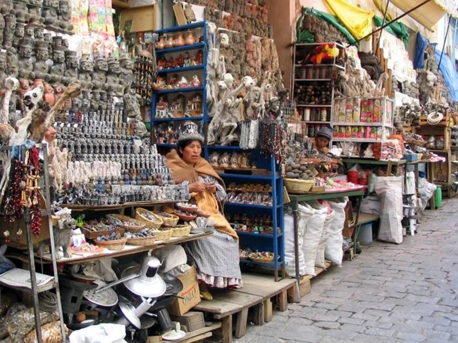 Khóc thét với những khu chợ kỳ quặc nhất thế giới