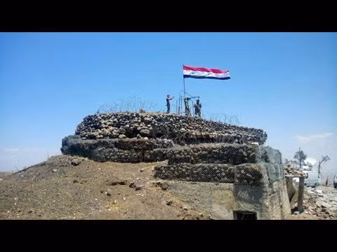 Quân đội Syria cắm cờ tại điểm cao nhất của Dara’a