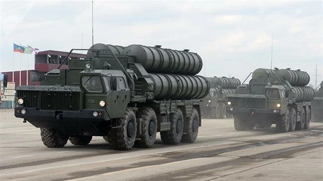 Hệ thống phòng thủ S-400 của Nga