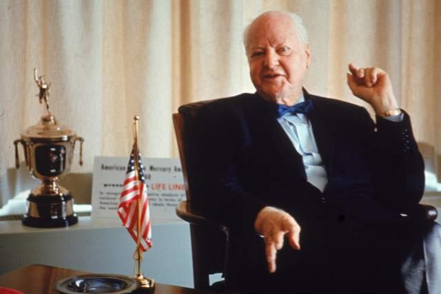 Ảnh: Getty Images. 9 nhân vật keo kiệt giàu nhất mọi thời đại