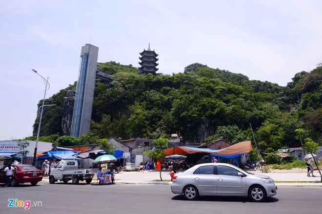 Ngọn núi đẹp nhất Ngũ Hành Sơn nhìn từ bầu trời