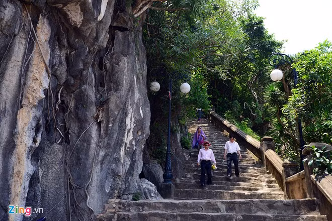 Ngọn núi đẹp nhất Ngũ Hành Sơn nhìn từ bầu trời