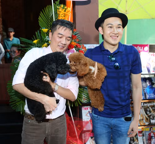 Hà Tăng cưng nựng cún như con ảnh 6