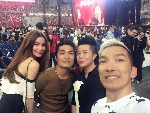 Hồ Ngọc Hà cười rạng rỡ ở Singapore giữa ồn ào tình ái ảnh 1 ho ngoc ha cuoi rang ro o singapore giua on ao tinh ai - 1