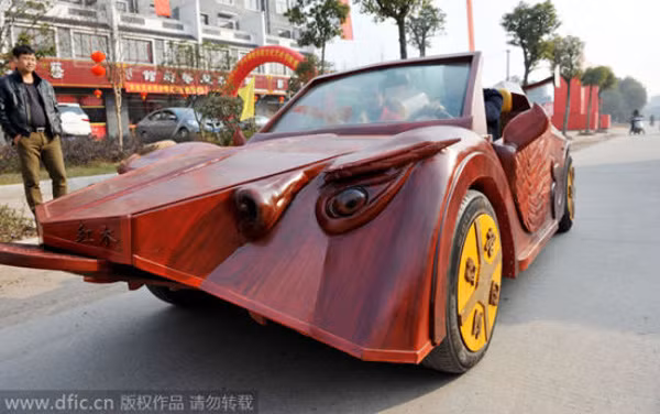 Tròn mắt với xe hơi thể thao tự chế của thợ khắc gỗ ảnh 5