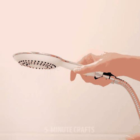 4 mẹo vặt nhà tắm giúp cuộc sống nhẹ nhàng hơn bao giờ hết - Ảnh 3 4 meo vat nha tam giup cuoc song nhe nhang hon bao gio het - Anh 3