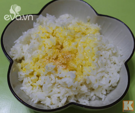 Cơm chiên cá mặn hấp dẫn ngày mới - Ảnh 2 Com chien ca man hap dan ngay moi - Anh 2
