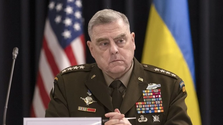 Tướng Mark Milley trong cuộc họp của Nhóm Liên lạc Quốc phòng Ukraine tại Căn cứ Không quân Ramstein ở Ramstein-Miesenbach, Đức. (Ảnh: AFP)