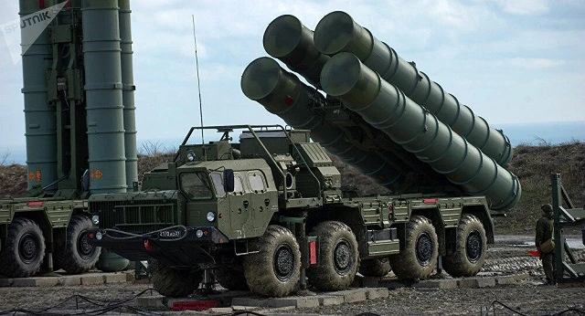 Hệ thống phòng thủ S-400 của Nga.