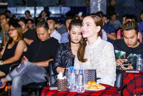 Hồ Ngọc Hà tiết lộ lý do tặng 2 ca khúc cho Bùi Anh Tuấn - Ảnh 5 Ho Ngoc Ha tiet lo ly do tang 2 ca khuc cho Bui Anh Tuan - Anh 5