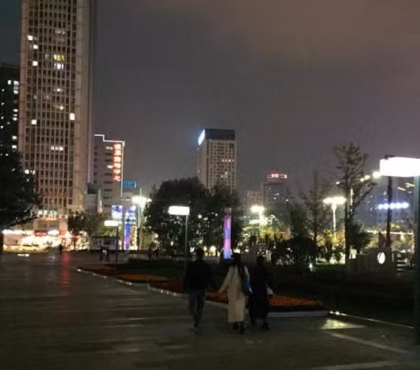 Pham Bang Bang va ban trai nam chat tay 