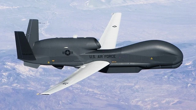 Máy bay trinh sát không người lái Global Hawk của Mỹ.