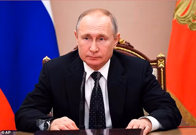 Điện Kremlin nói về việc bảo vệ TT Putin trước dịch Covid-19