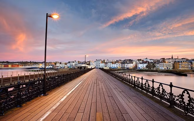 Những cầu cảng có kiến trúc ấn tượng và đẹp nhất thế giới