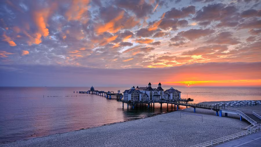 Những cầu cảng có kiến trúc ấn tượng và đẹp nhất thế giới